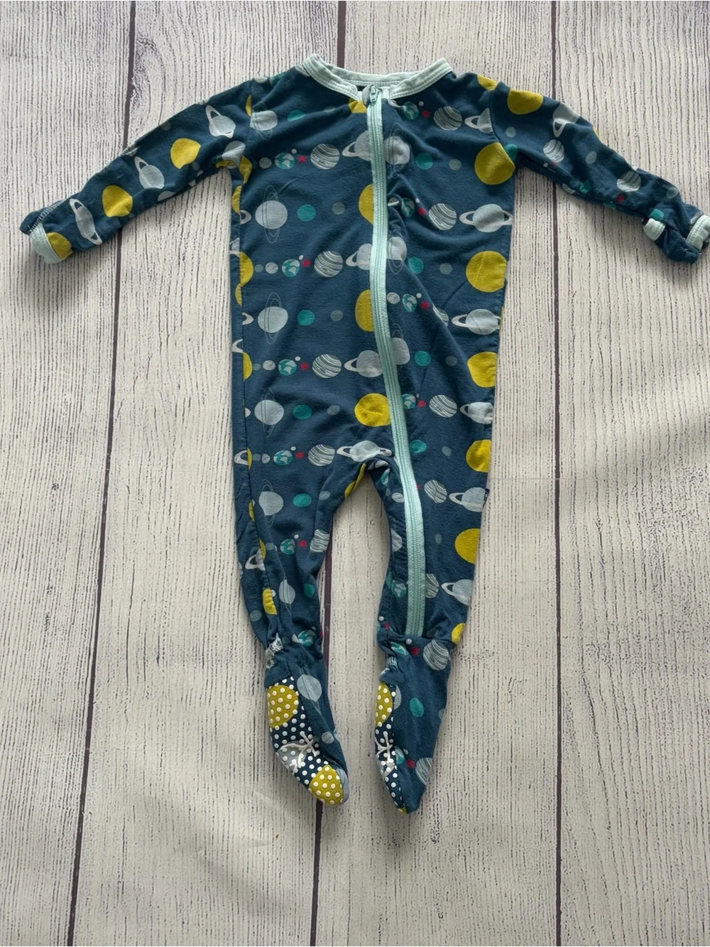 Kickee Pants Kids Bamboo Blue Planet Print Footed Pajamas Size 3-6 months